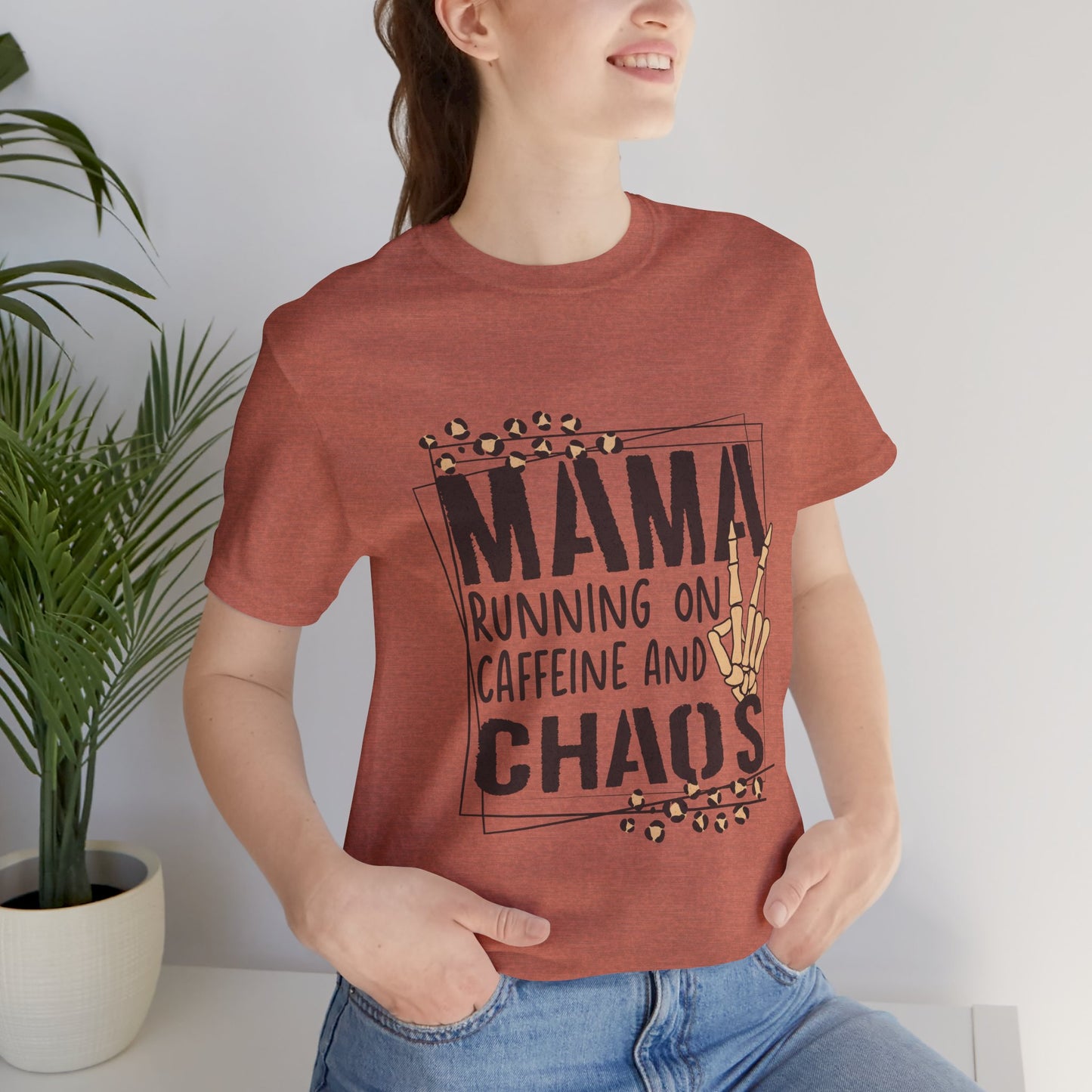 Mama running on caffeine and chaos - Jersey Short Sleeve T-Shirt